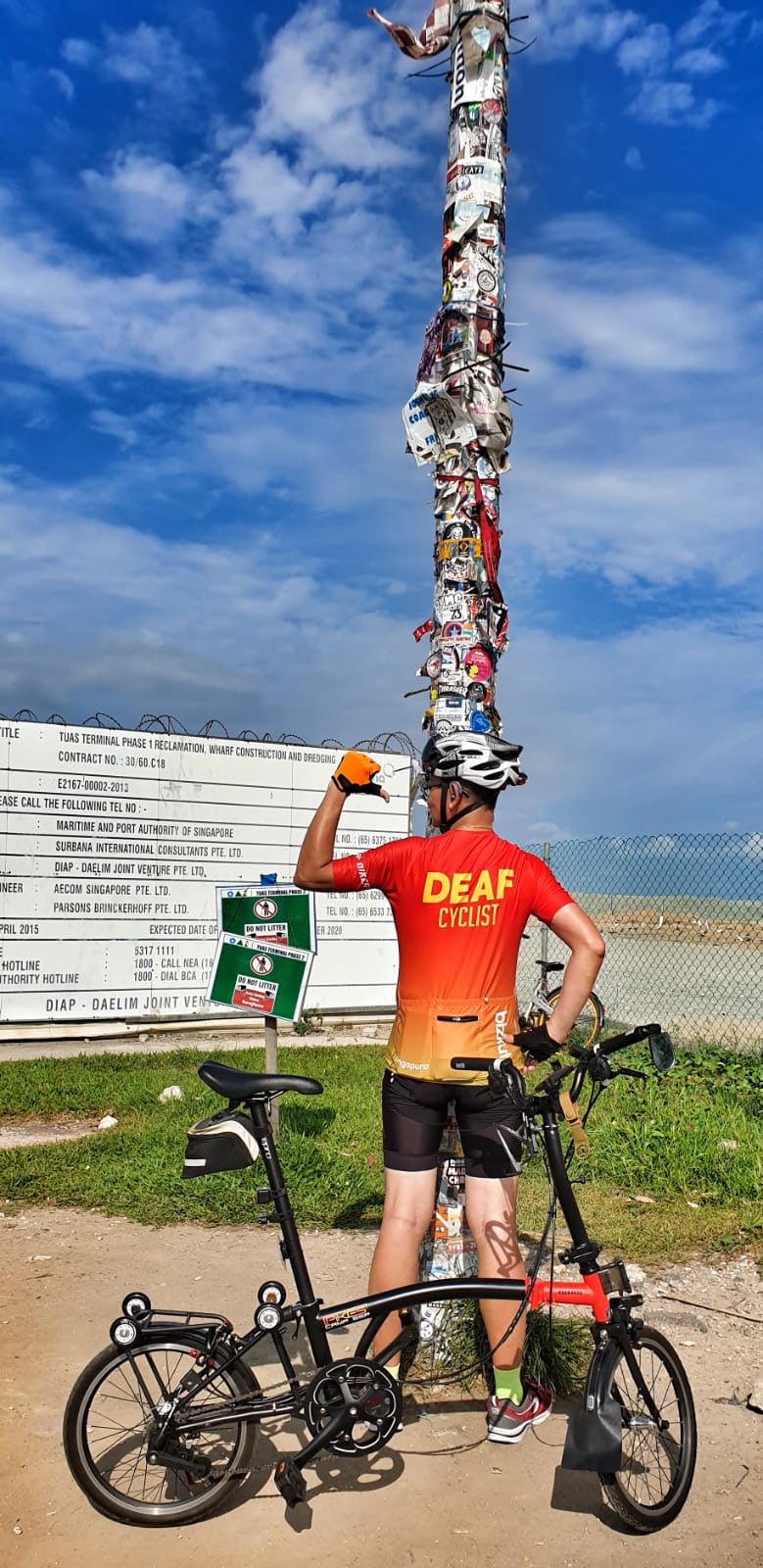 DEAF CYCLIST Custom Jersey worn by a cyclist
