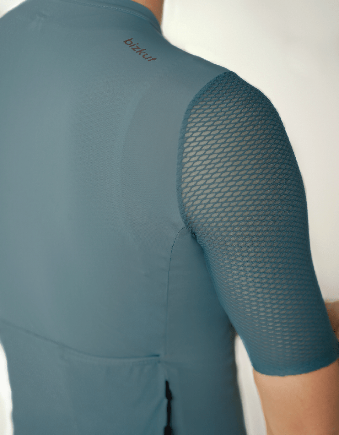 Momentum Short Sleeve Cycling Jersey – Engineered for the Everyday Champion - Bizkut
